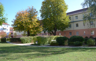 Heutiges Bild der Außenanlagen Bauvorhaben Schuchstraße in Dresden, Ausführung 2006